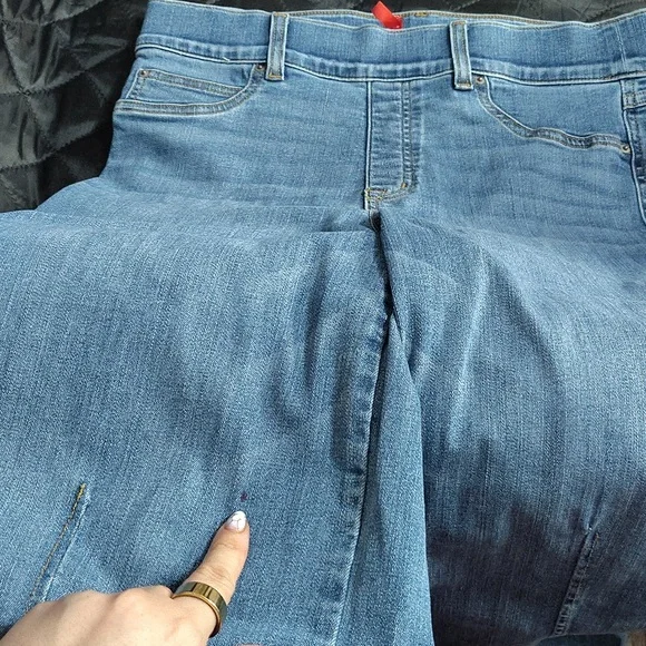 Spanx Pull On Wide Leg Jeans In Medium Wash Size Woman's Large - Picture 8 of 8